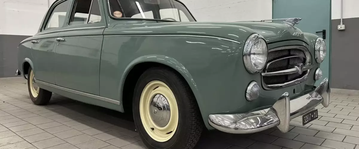 Peugeot 403 1956 года Энцо Феррари из фильма 41 Peugeot 403 1956 года Энцо Феррари из фильма