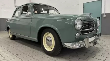 Peugeot 403 1956 года Энцо Феррари из фильма