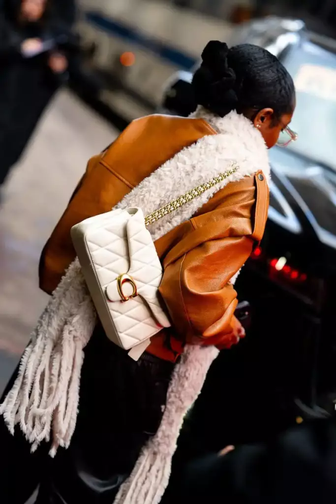 17 лучших сумок 8 coach tabby 26 shoulder bag