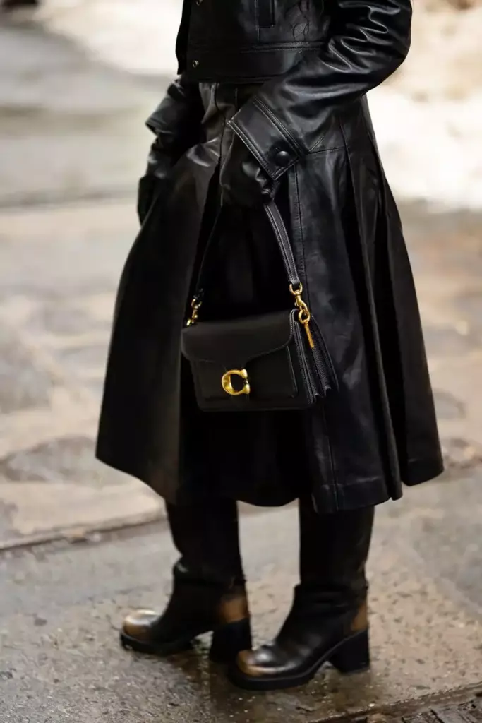 17 лучших сумок 17 coach tabby shoulder bag 26 black