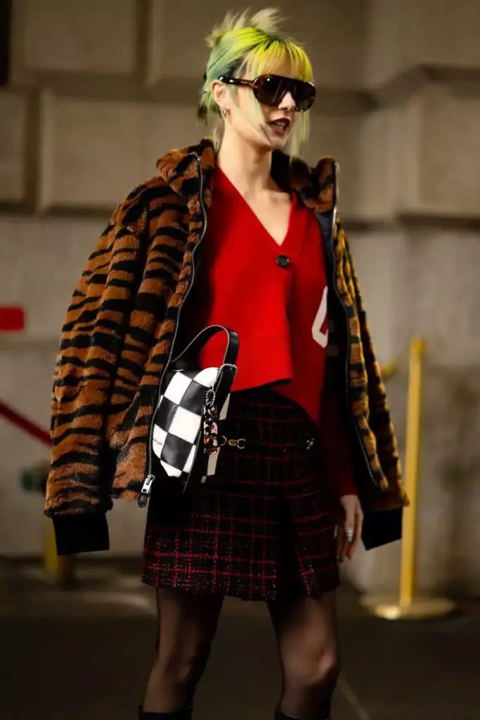 17 лучших сумок 3 coachtopia alterego slouchy shoulder bag in checkerboard leather