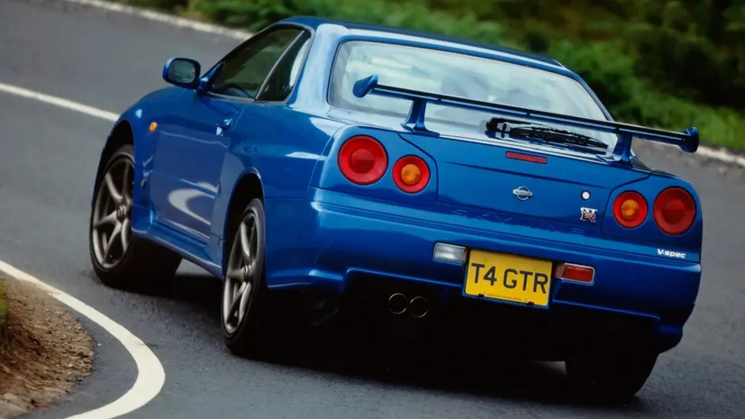 nissan skyline gtr